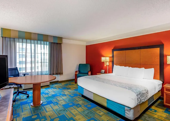 La Quinta Inn & Suites By Wyndham Fremont Silicon Valley