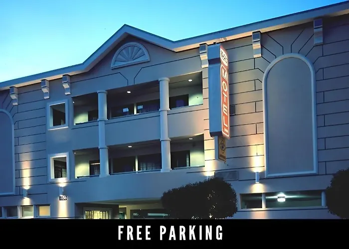Nob Hill Motor Inn -Newly Updated Rooms!